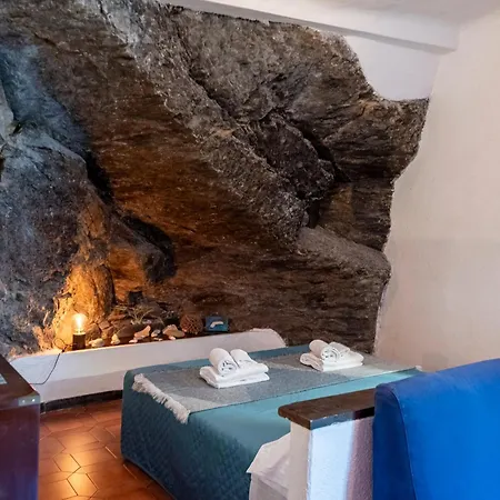 Appartamento Antica Roccia In - Happy Vernazza